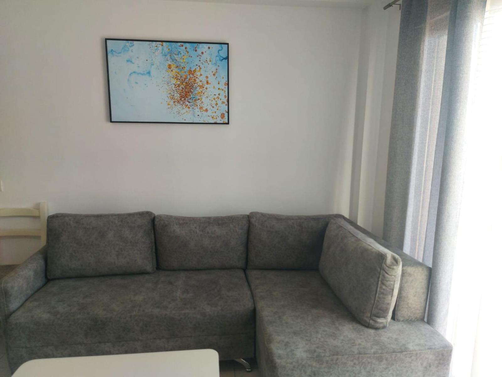 Bral Apartments 8 Two-Bedroom Beachfront Драч Екстериор снимка