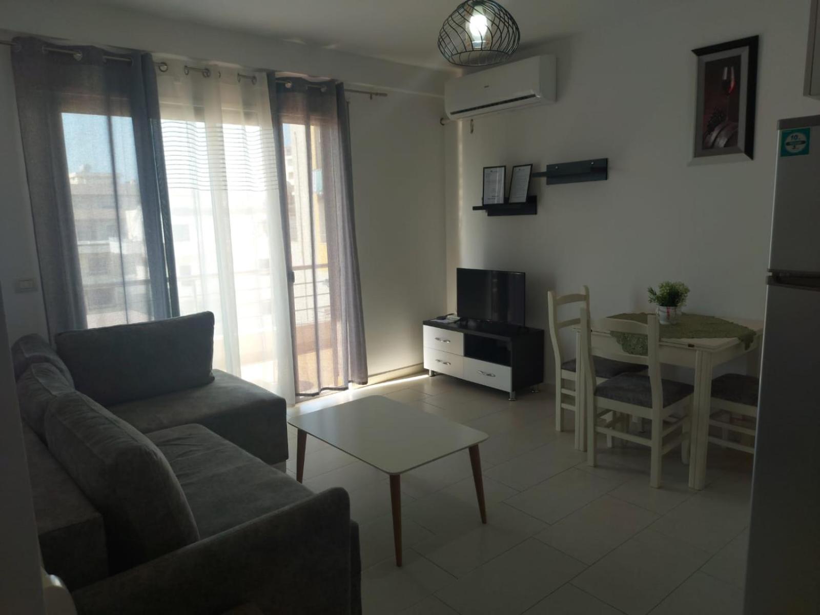 Bral Apartments 8 Two-Bedroom Beachfront Драч Екстериор снимка