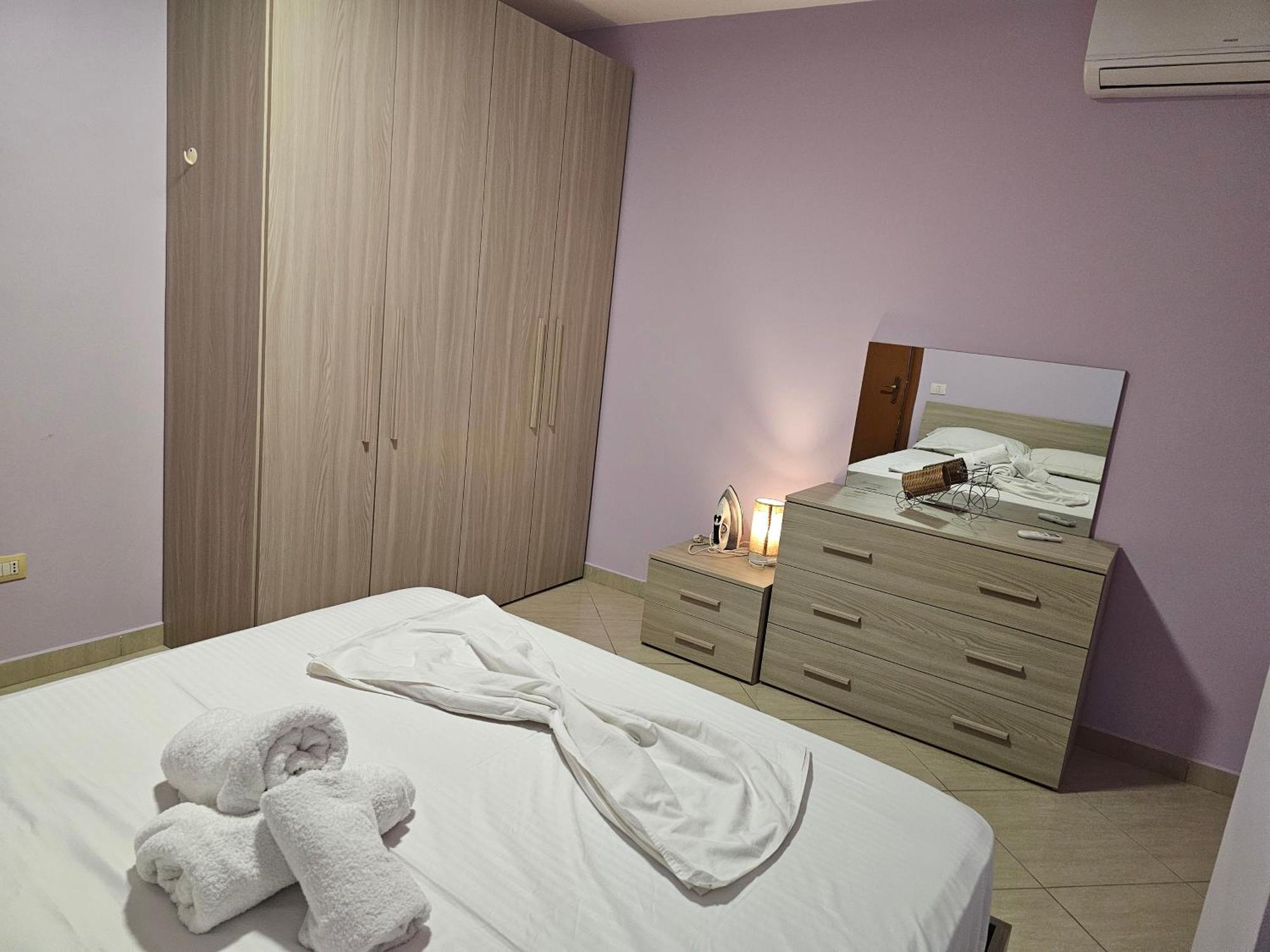 Bral Apartments 8 Two-Bedroom Beachfront Драч Екстериор снимка